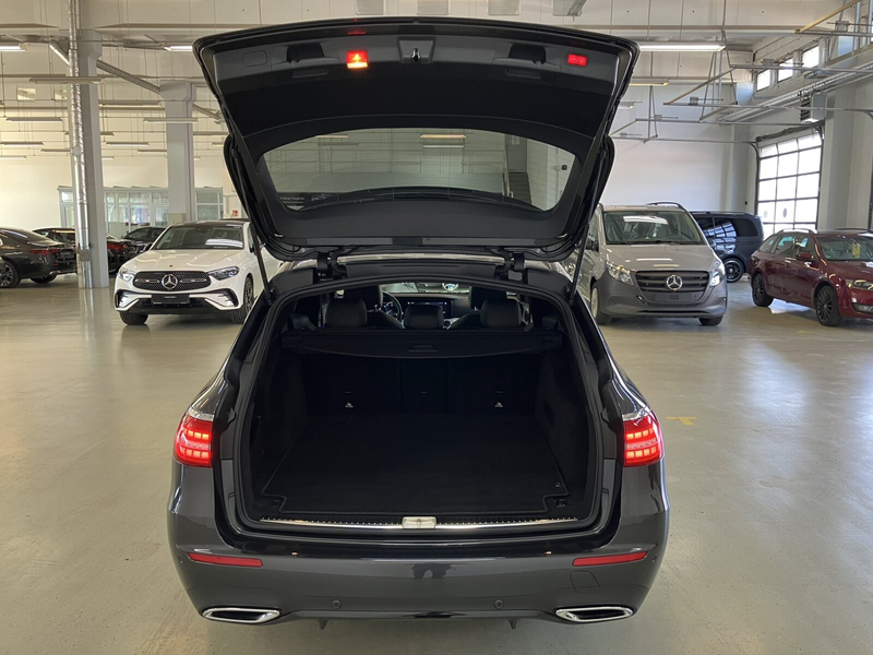 Mercedes-Benz E 400 E 400 T d 4M AMG LED RüCam Night Wide 18 Zoll — photo 7