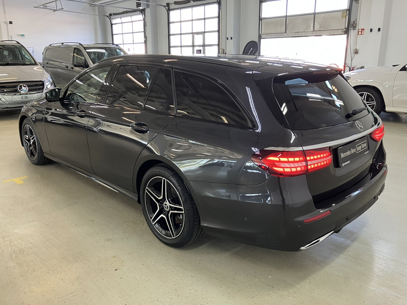 Mercedes-Benz E 400 E 400 T d 4M AMG LED RüCam Night Wide 18 Zoll — photo 8
