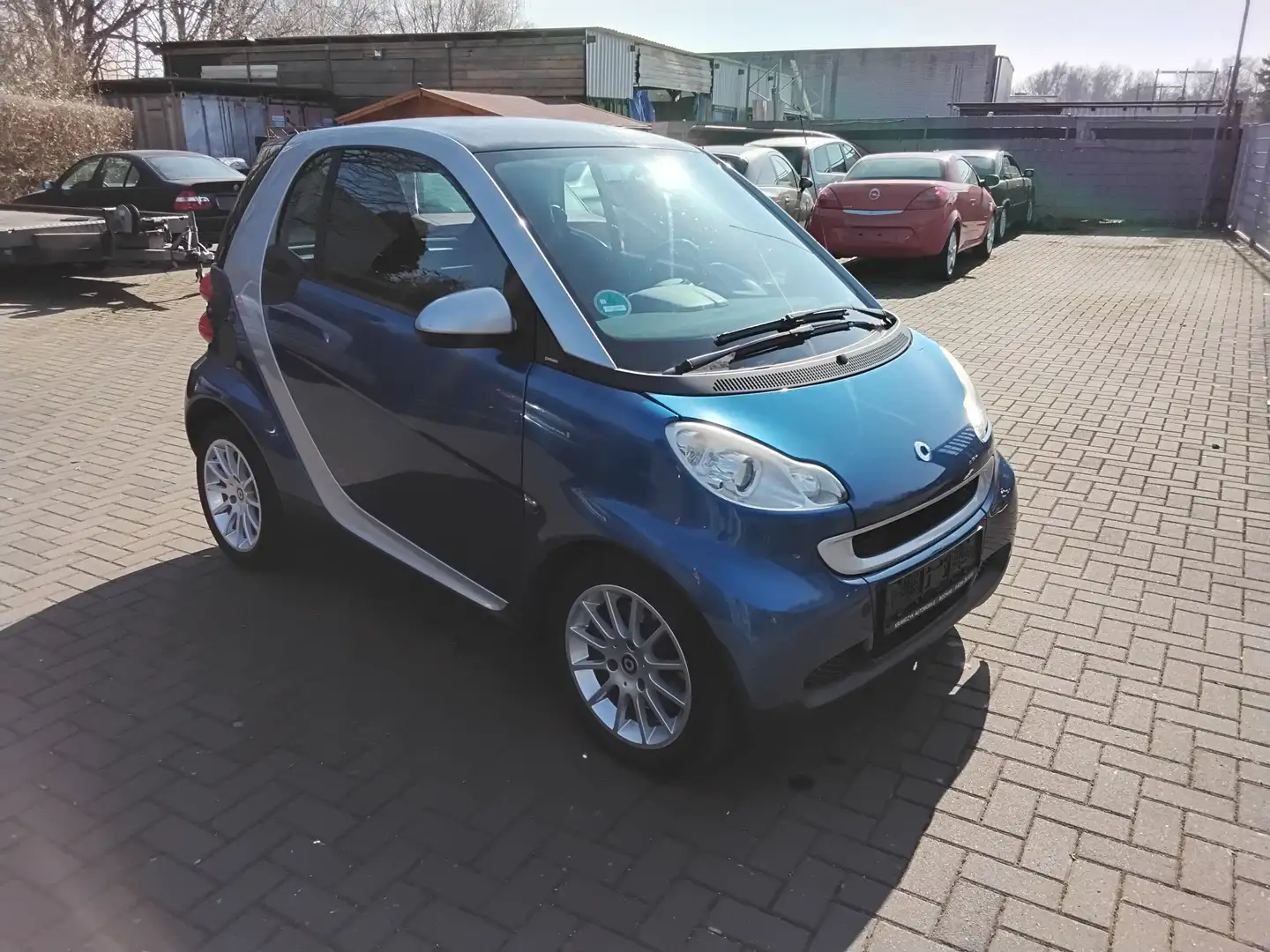 smart forTwo Micro Hybrid Drive 52kW (451.380)KLIMA ERST 51TKM Stříbrná - 1