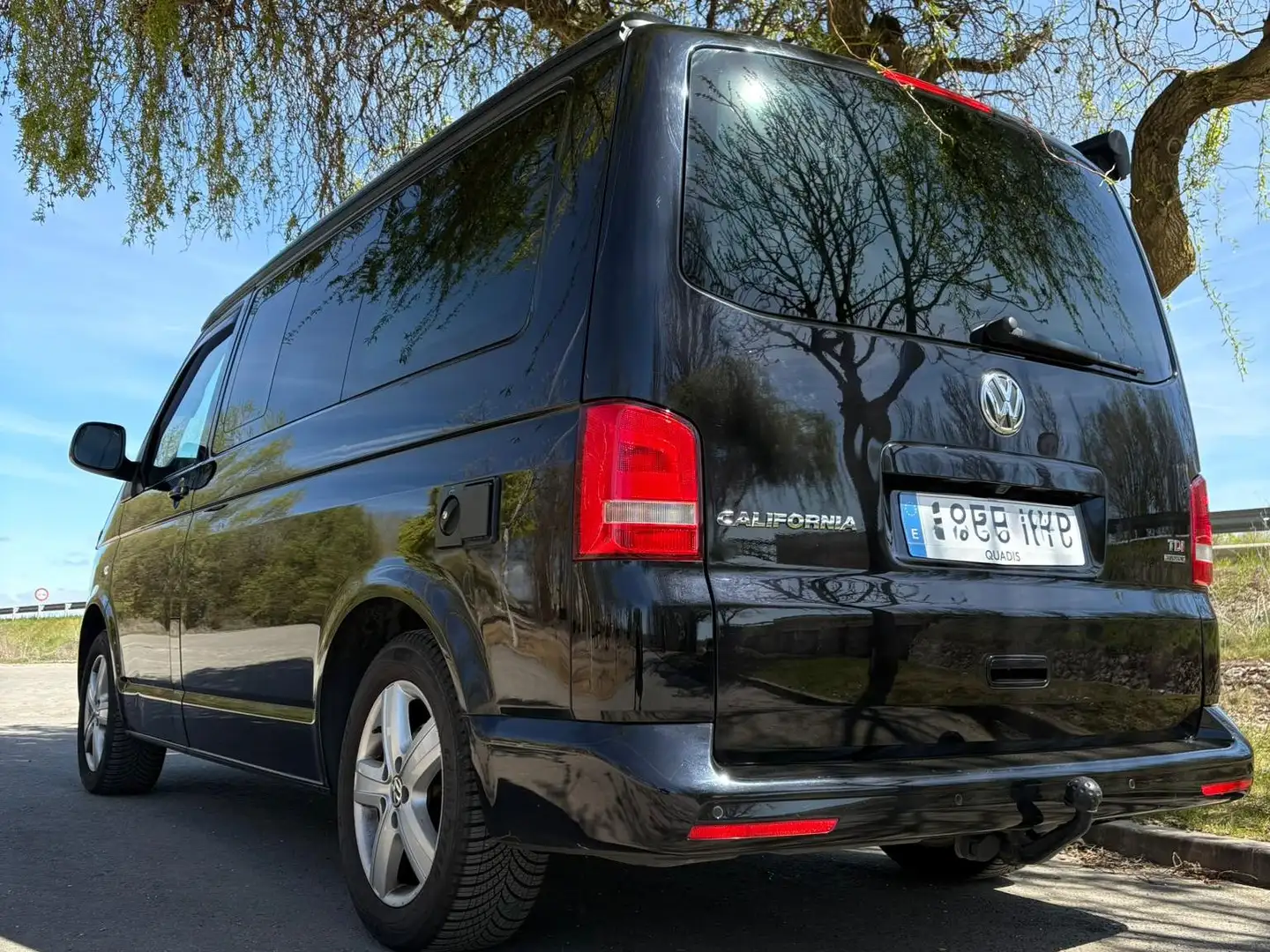 Volkswagen T5 California California 2.0Bi-TDI Comfortline 4M Comfortline 180 cv, 4 Motion Negro - 2