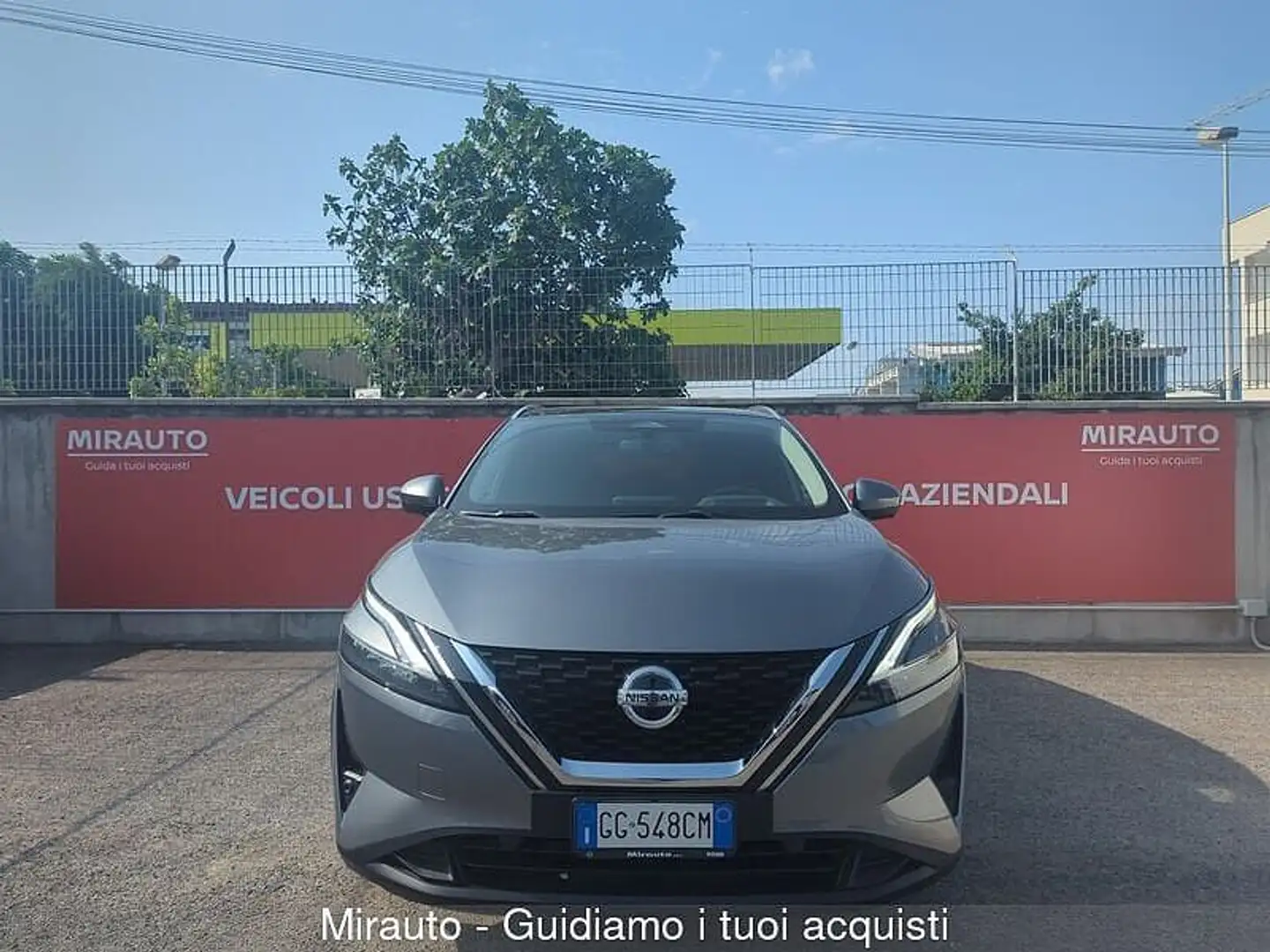 Nissan Qashqai 3ª serie Qashqai MHEV 140 CV Premiere Edition Grijs - 2