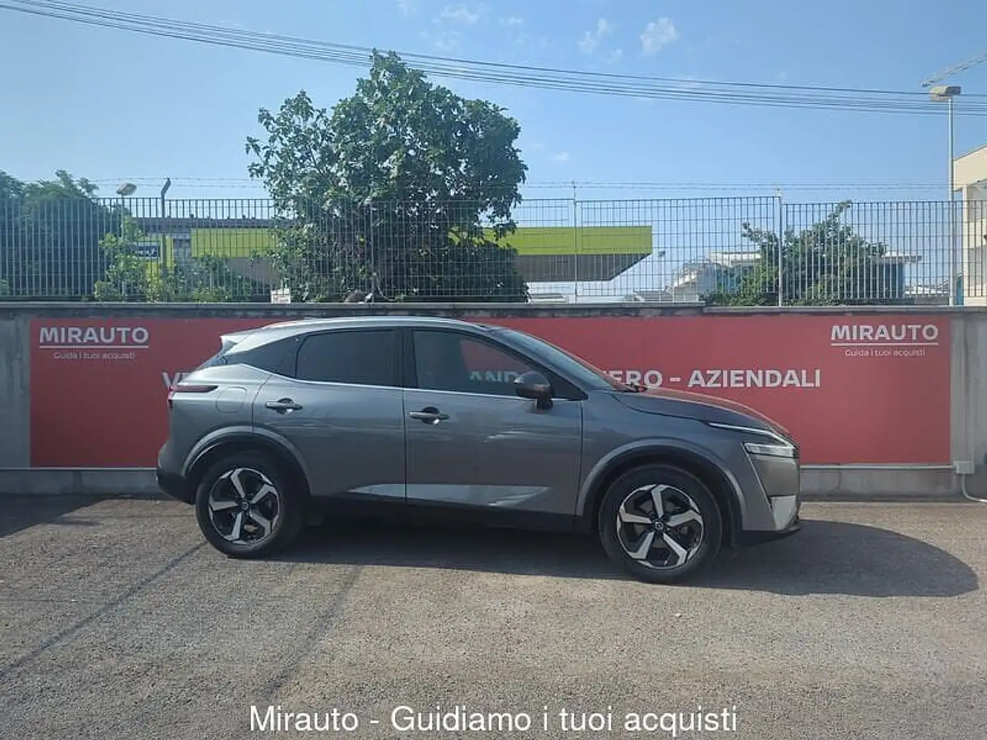 Nissan Qashqai 3ª serie Qashqai MHEV 140 CV Premiere Edition Gris - 1