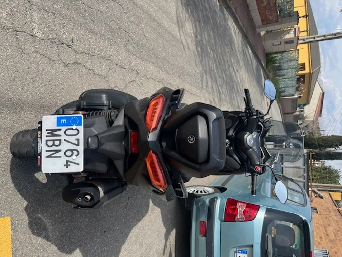 Yamaha X-Max 300 TECH PRO - 1