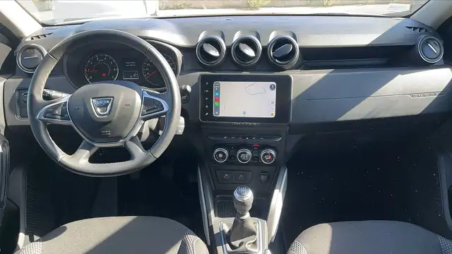 Dacia Duster view 11