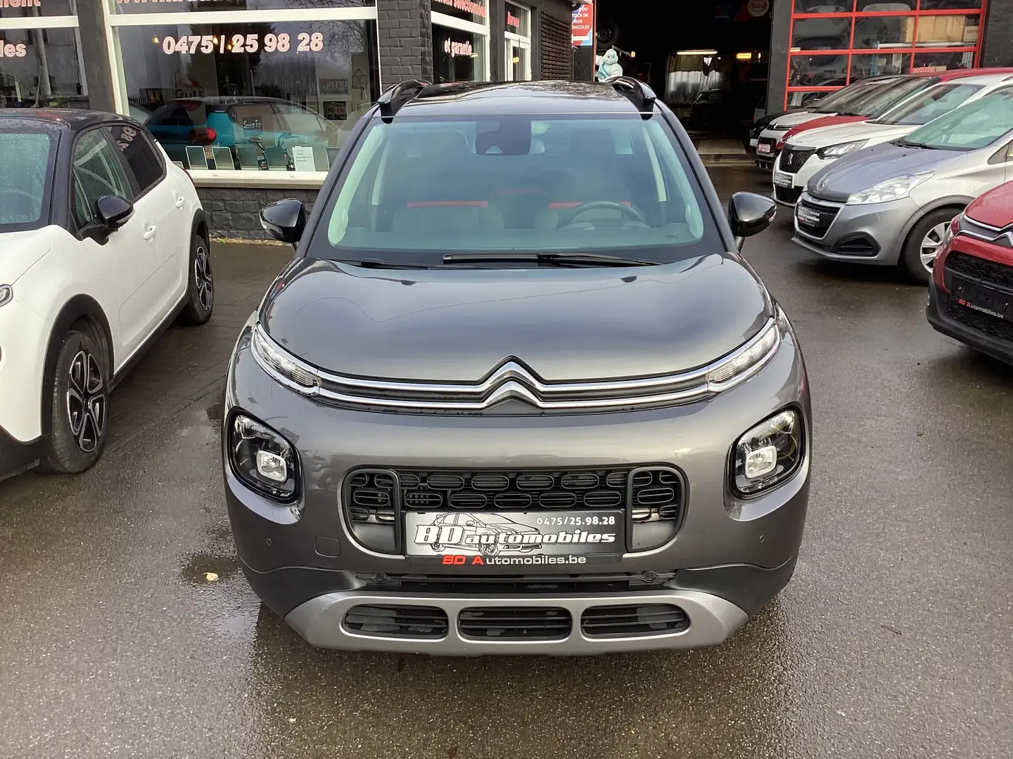 Citroen C3 Aircross C3 Aircross 1.2 BV Auto Shine S ..🤩🤩 Grijs - 2