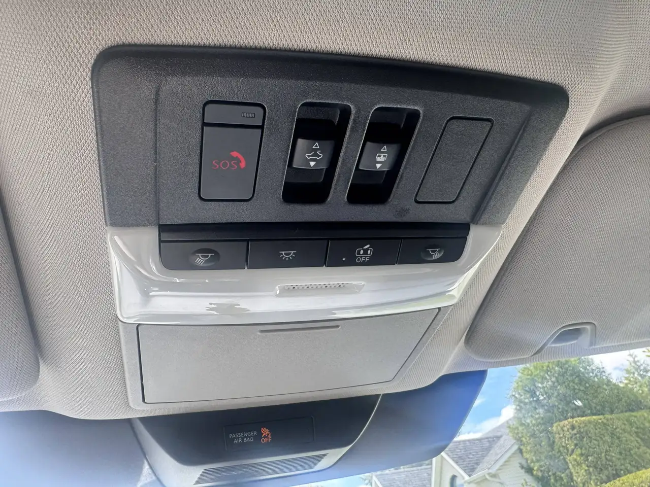 Nissan Pathfinder снимка Nissan Pathfinder