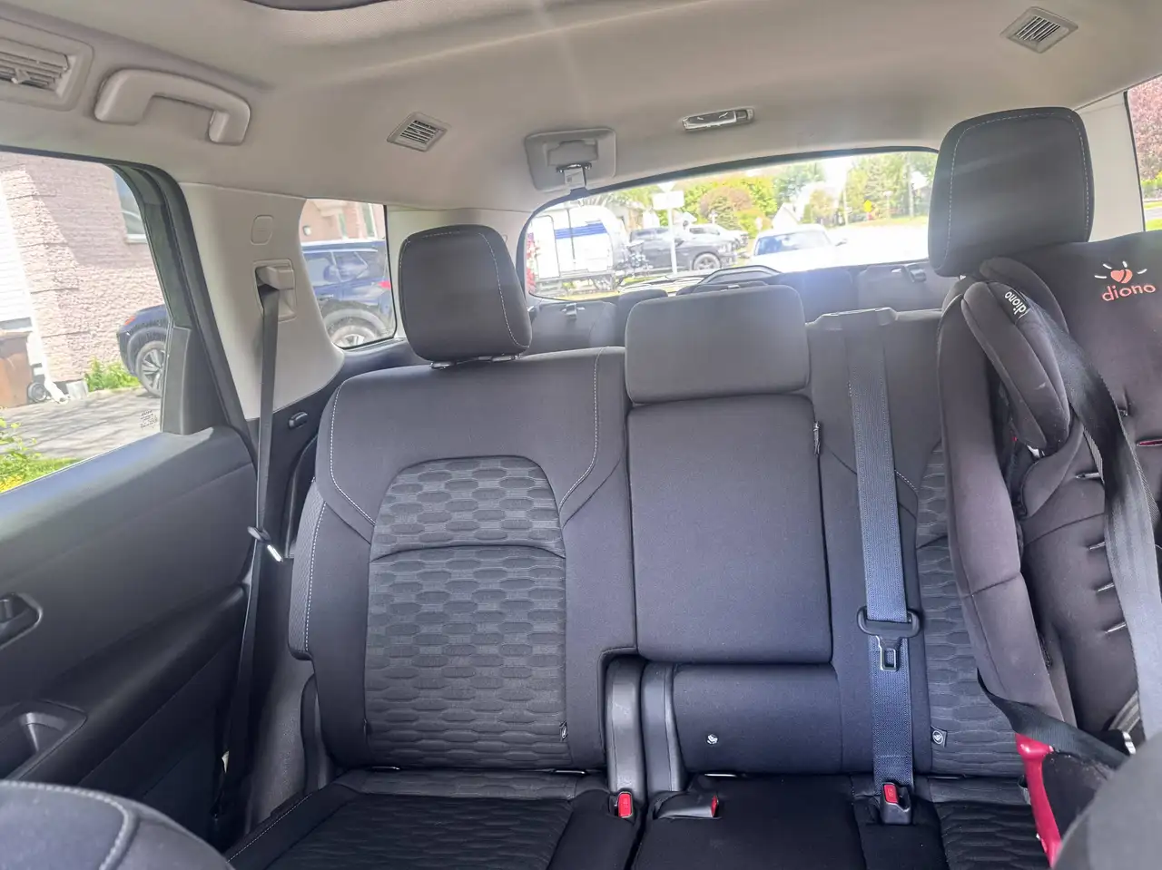 Nissan Pathfinder снимка Nissan Pathfinder
