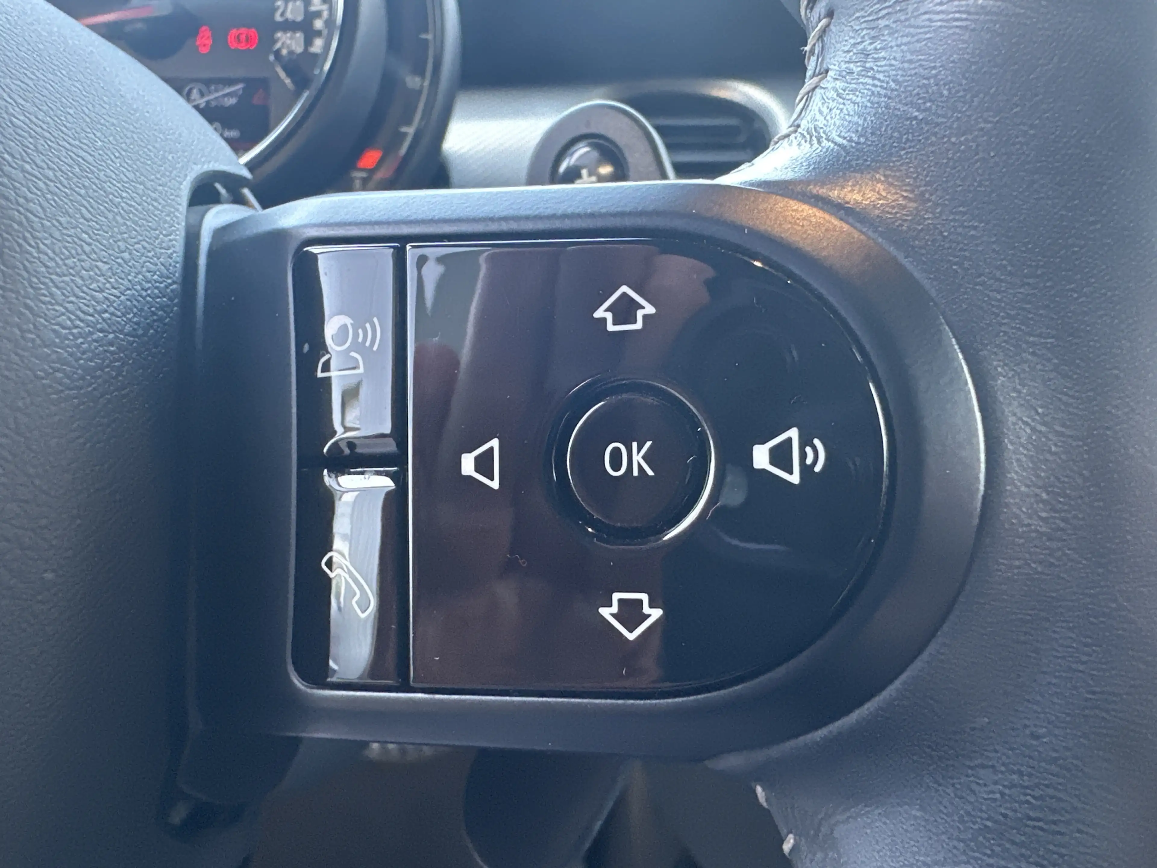 MINI John Cooper Works John Cooper Works Sport-Aut. NAV+LED+KEYLESS+H&K — photo 15
