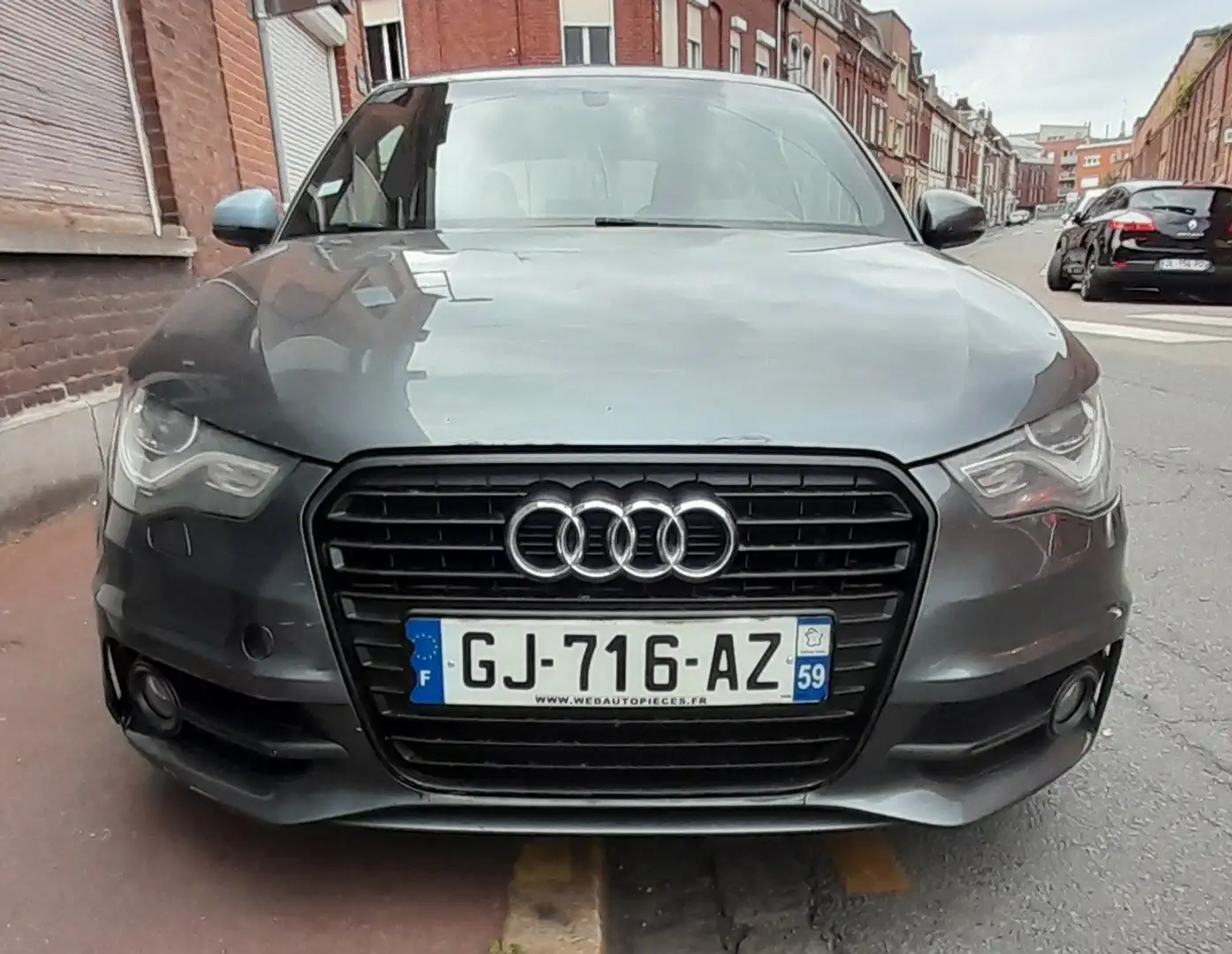 Audi A1 1.6 TDI 105 S line+ Gris - 1