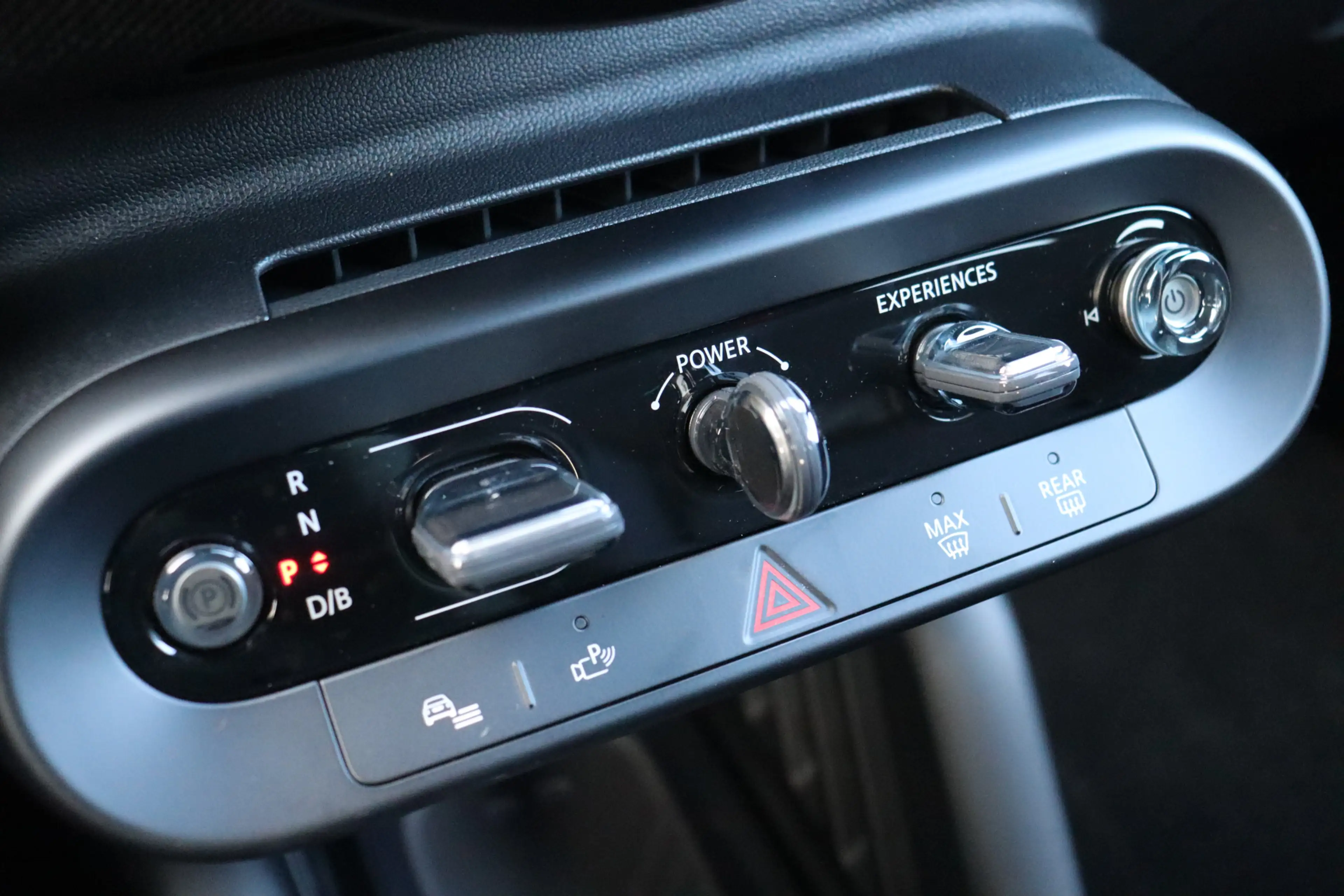 MINI Aceman SE / John Cooper Works / Pakket XL / 19" John Coop — photo 14