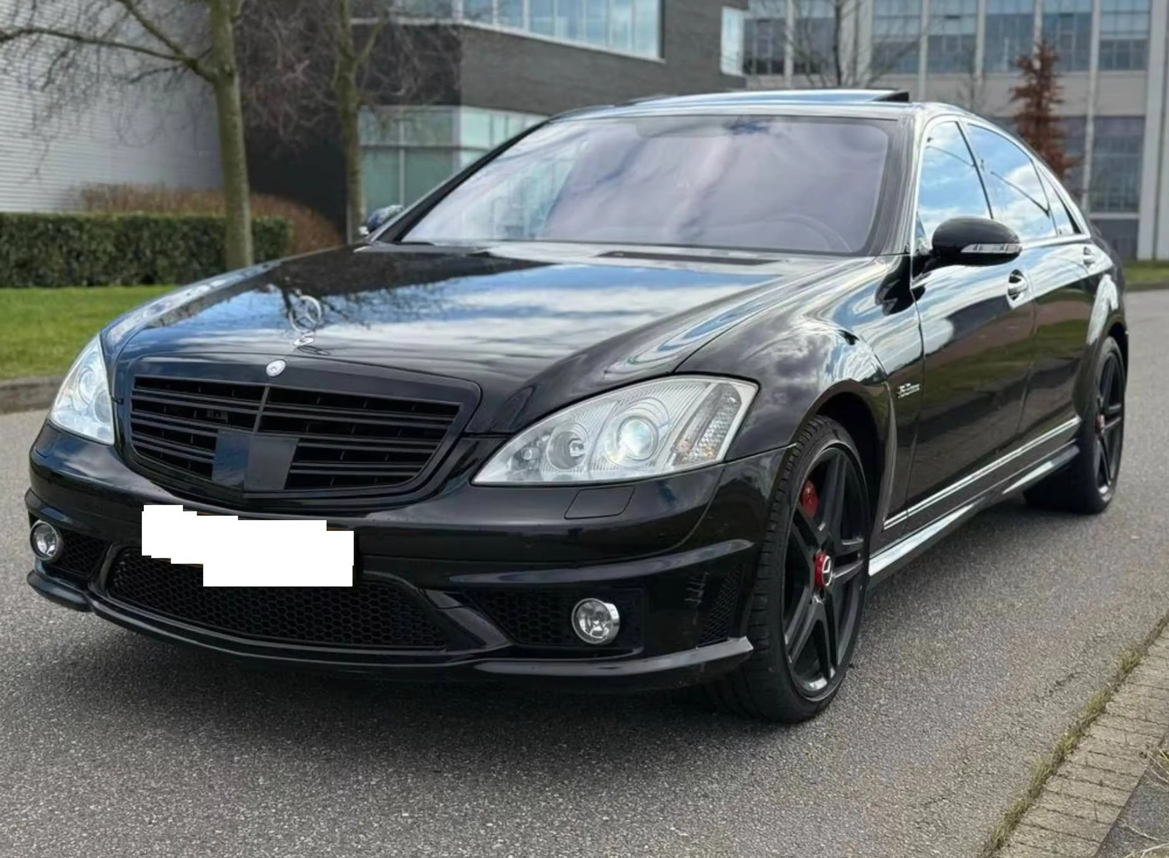 Mercedes-Benz S 63 AMG L - Pano - 6,2l V8 - FULL OPTION !