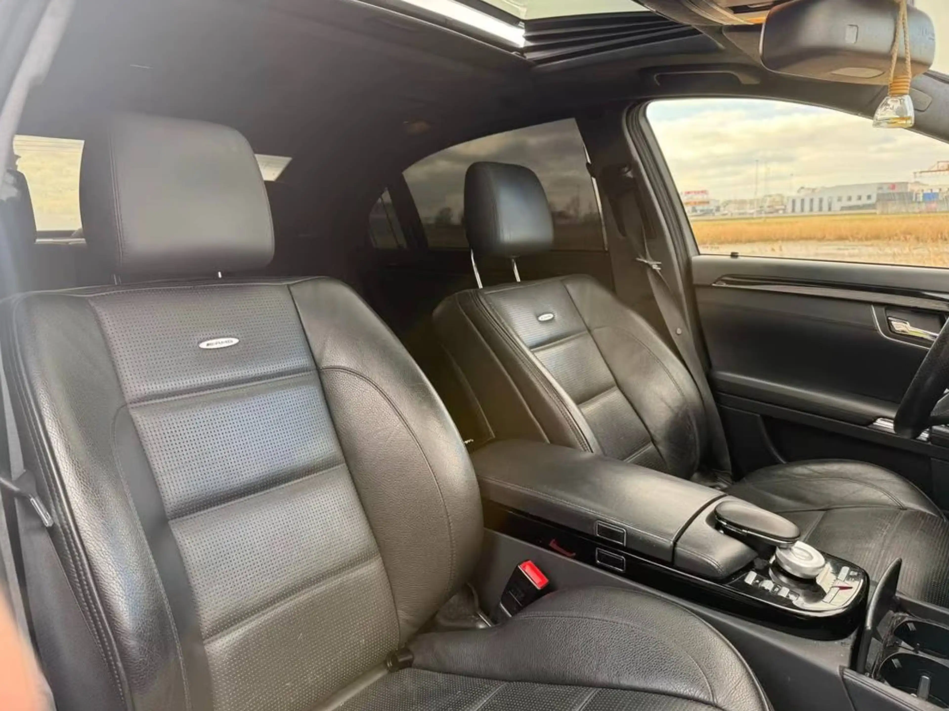 Mercedes-Benz S 63 AMG L - Pano - 6,2l V8 - FULL OPTION ! — photo 11