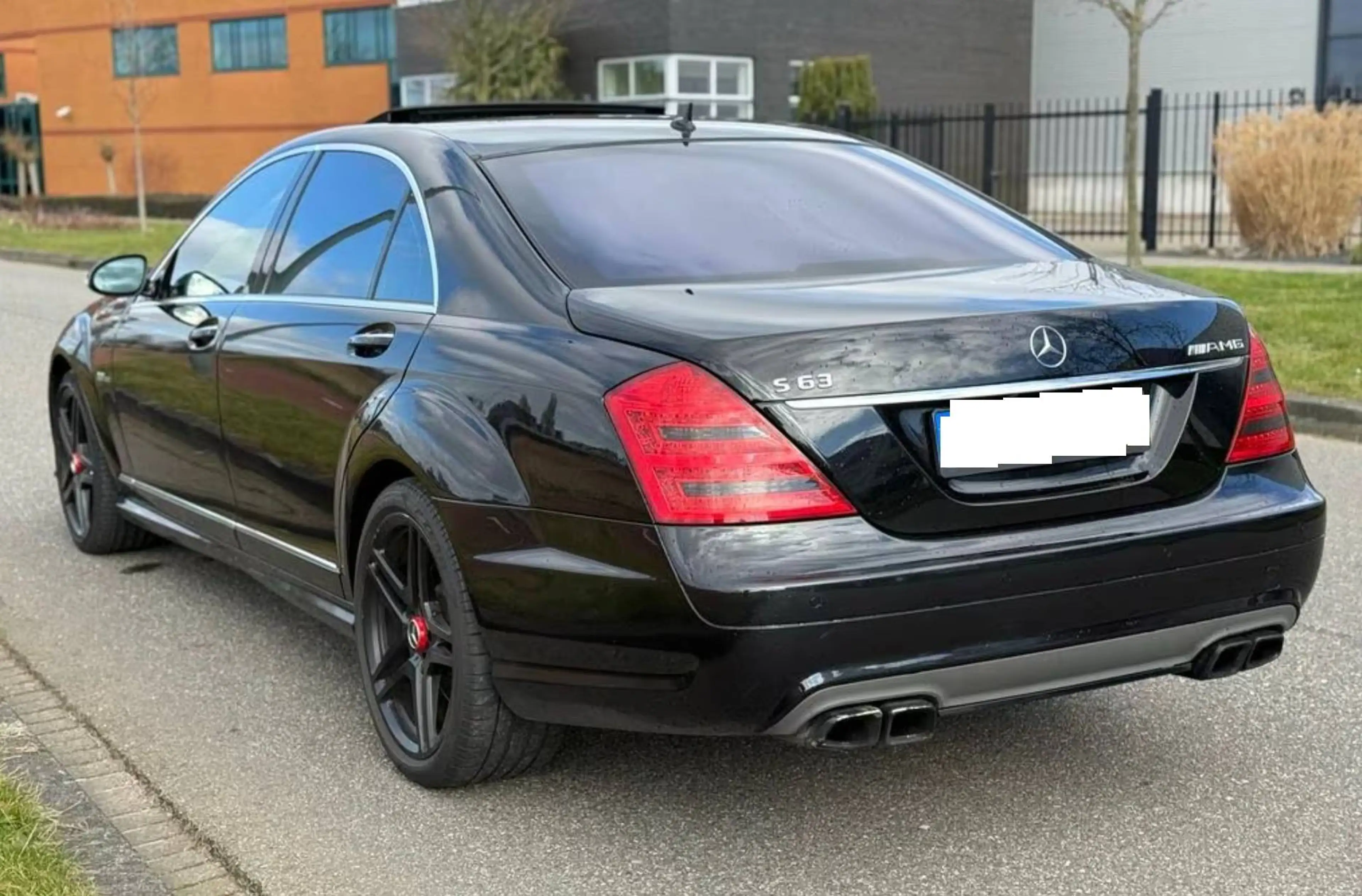 Mercedes-Benz S 63 AMG L - Pano - 6,2l V8 - FULL OPTION ! — photo 4