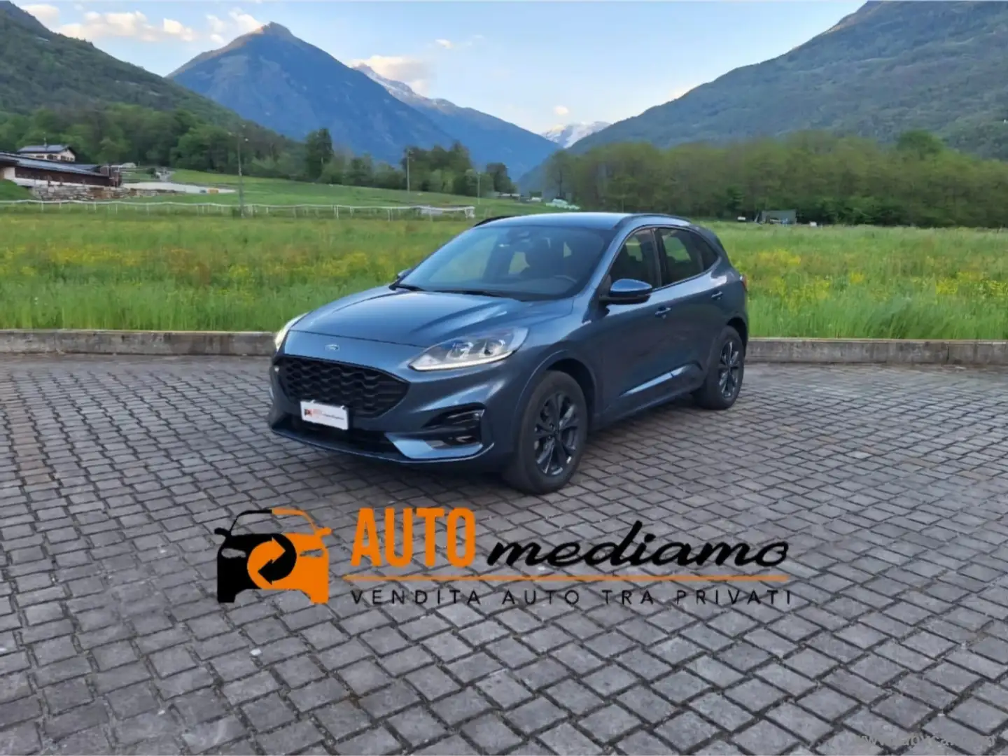 Ford Kuga 2.5 Full Hybrid 190 CVT AWD ST-Line 4X4 Blau - 1