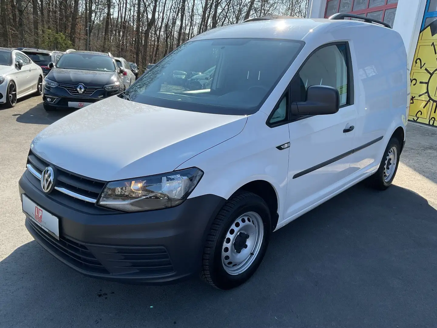 Volkswagen Caddy 1.2 Klima PDC AHK Navi 1 Hand Euro 6 Weiß - 1