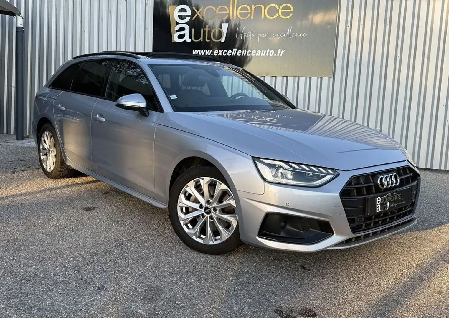 Audi A4 40 TDI 204CH DESIGN S TRONIC 7 Gris - 1