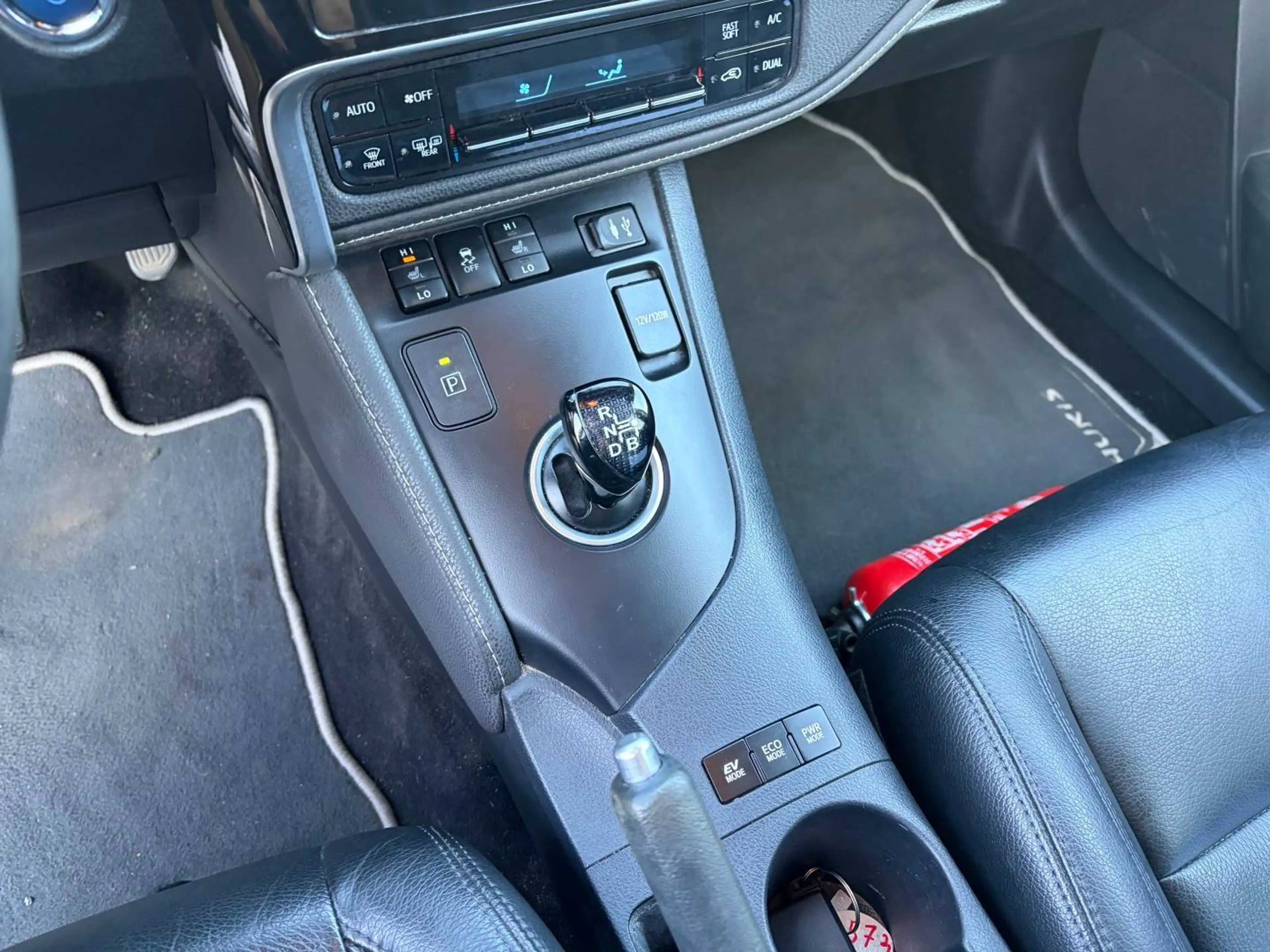 Toyota Auris Auris SW HEV 1.8i CNG — photo 12