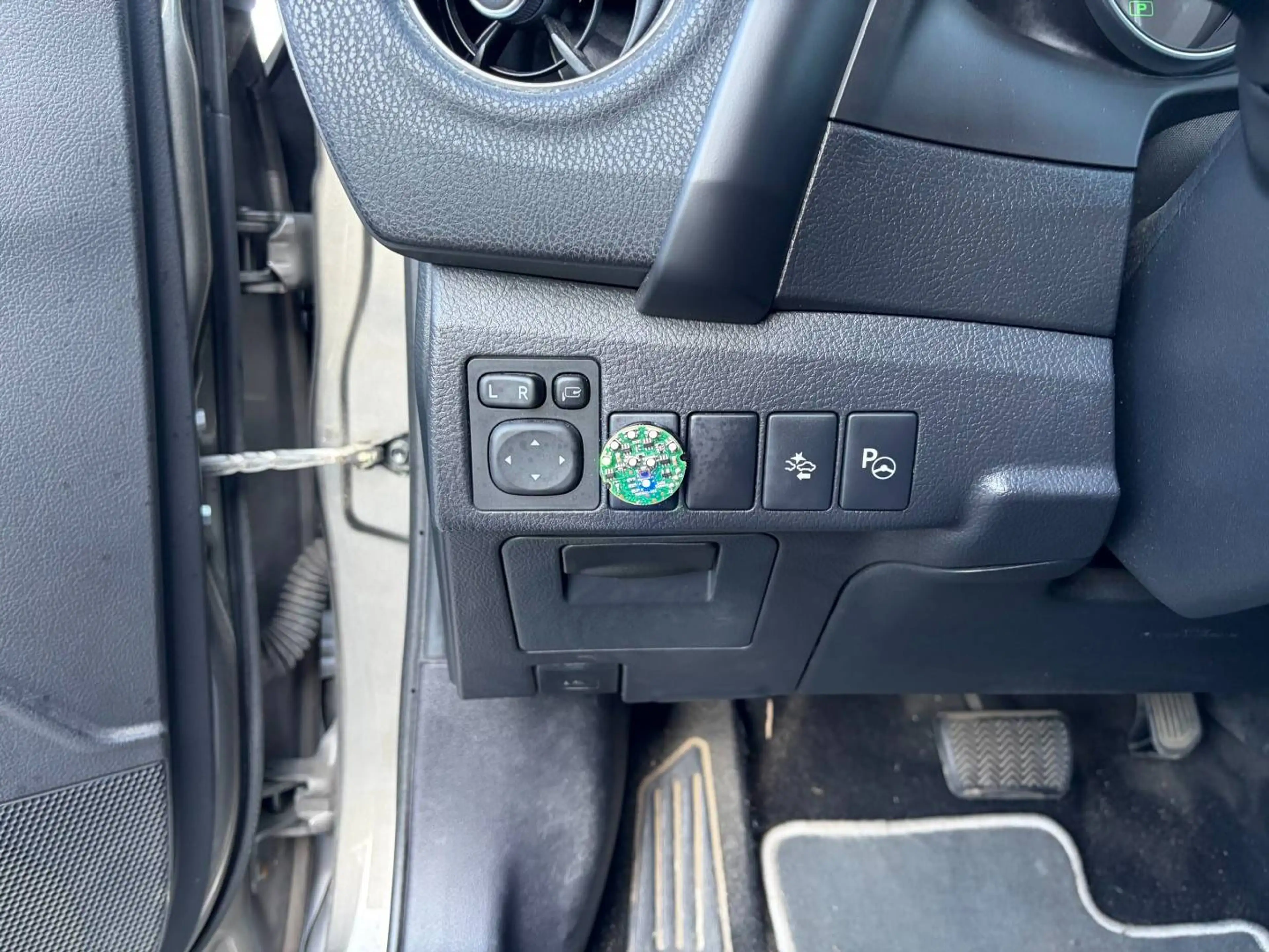 Toyota Auris Auris SW HEV 1.8i CNG — photo 8