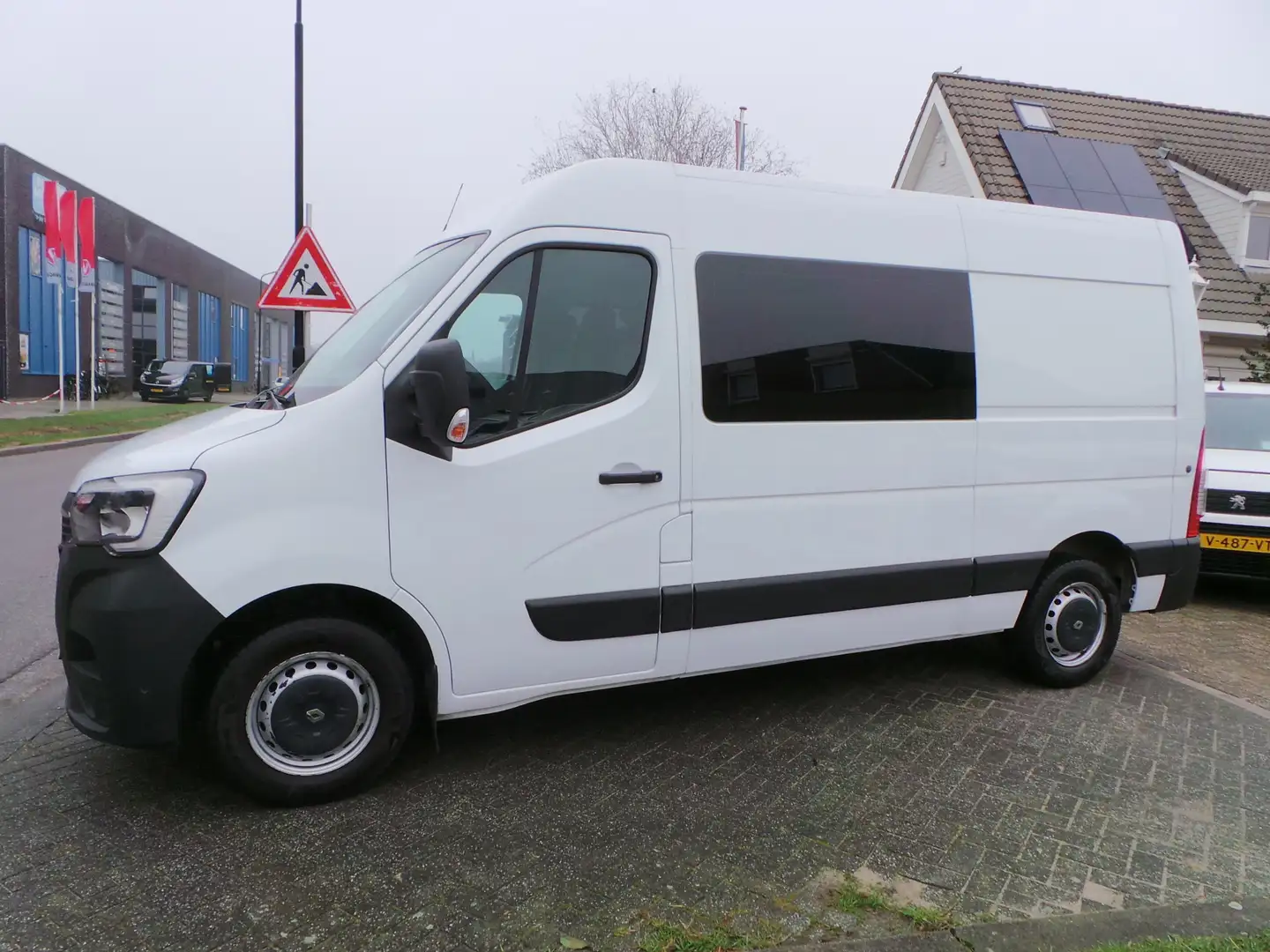 Renault Master T35 2.3 dCi 135 L2H2 DC 7 persoons,Airco,Cruise,Pd Wit - 1