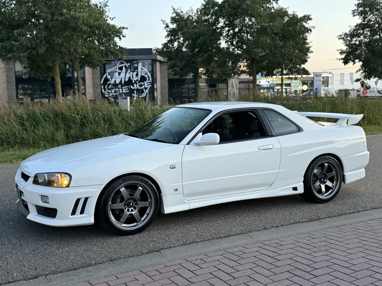 Nissan Skyline R34 GT-T Altia 1998 Super White 281HP, foto 4