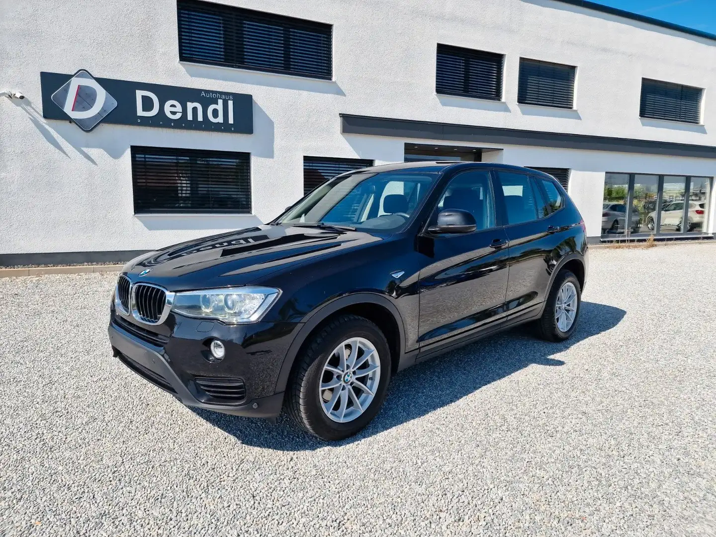 BMW X3 xDrive20d,Navi,HUD,AHK,PDC,Xenon,Lederlenkrad Noir - 1