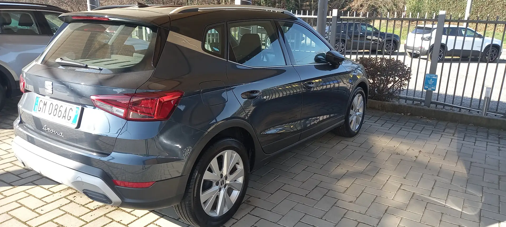 SEAT Arona 1.0 Xperience 95cv PREZZOVERO SENZA COSTINASCOSTI Grigio - 2