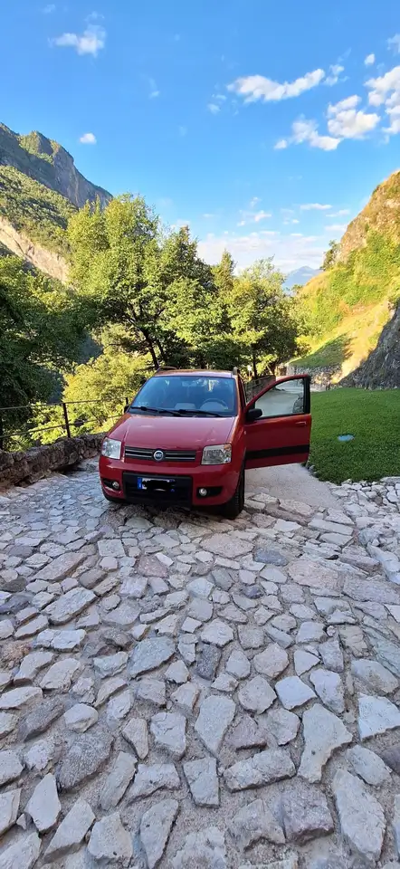 Fiat Panda 1.2 4x4 — photo 1 of 14