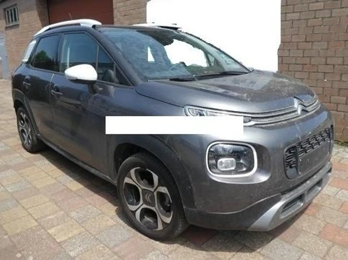 Citroen C3 Aircross 1.2 PureTech / € 10.990 netto / Aut. / Navi Grijs - 1