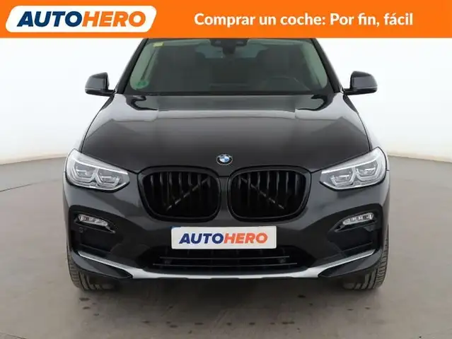 BMW X4 view 9