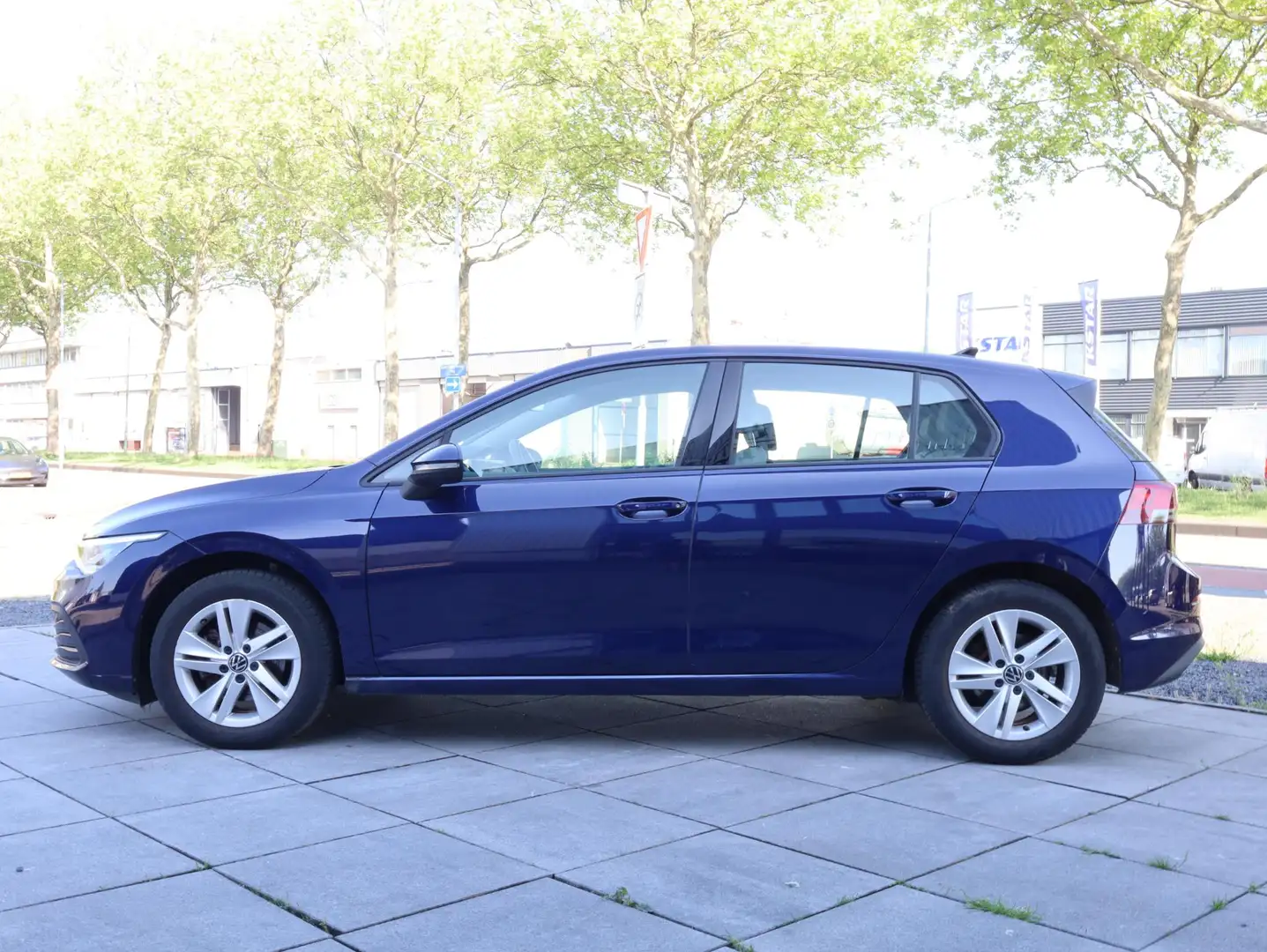 Volkswagen Golf 1.5 eTSI Life Adaptive Cruise | Stoel&Stuurverwarm Bleu - 2
