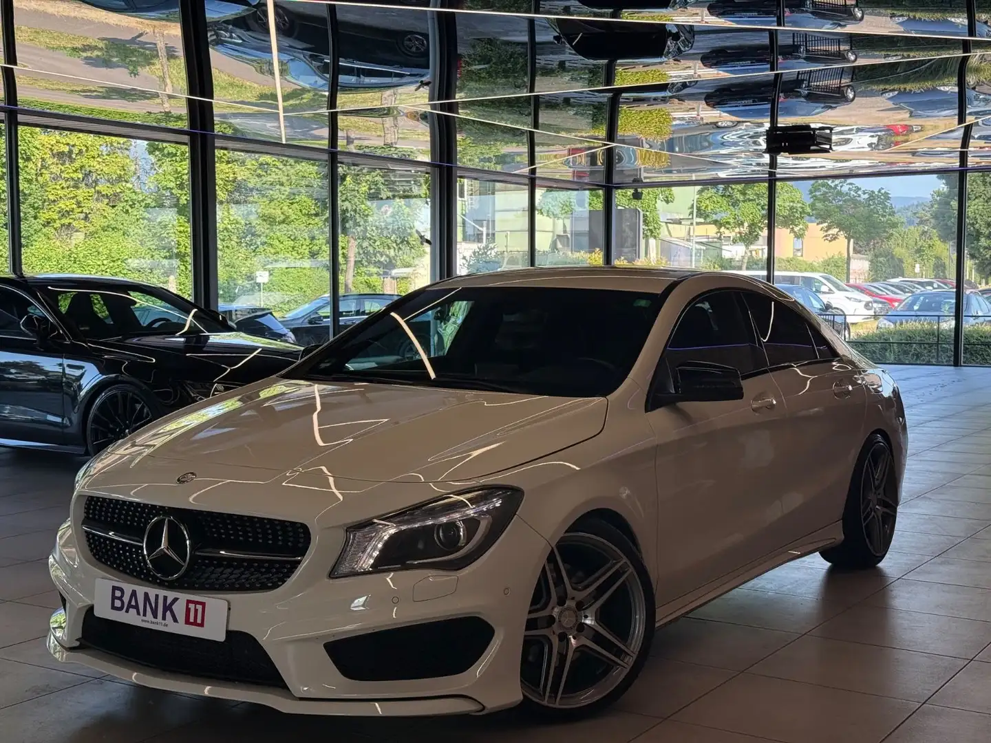 Mercedes-Benz CLA 250 *AMG LINE*R-KAM*NIGHT*R19*KW-FAHRWERK* Bianco - 1