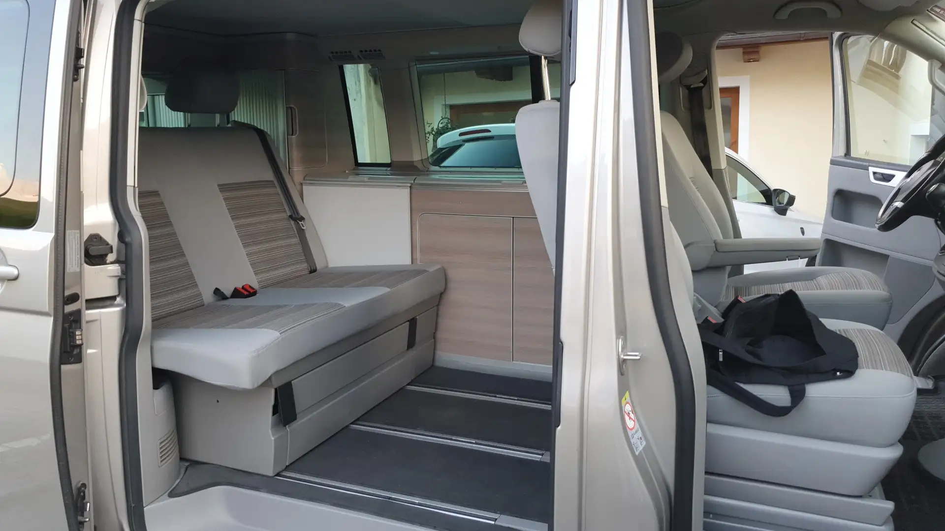 Volkswagen T5 California Comfortline (Vollausstattung) Bronze - 2