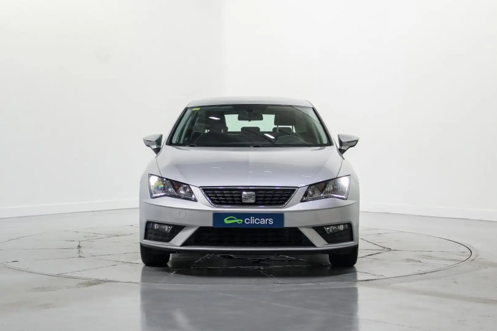 SEAT Leon 1.2 TSI S&S Style 110 Plateado - 2