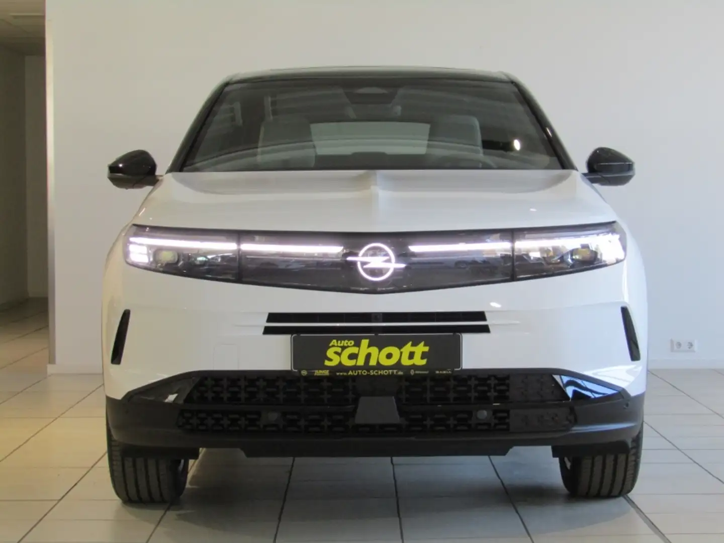 Opel Grandland Mild-Hybrid GS NAV PANO APP LED KAM PDC Weiß - 2