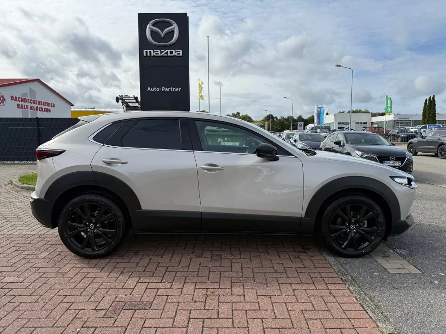 Mazda CX-30 2.5L e-SKYACTIV G 140ps 6AT Homura Beige - 2