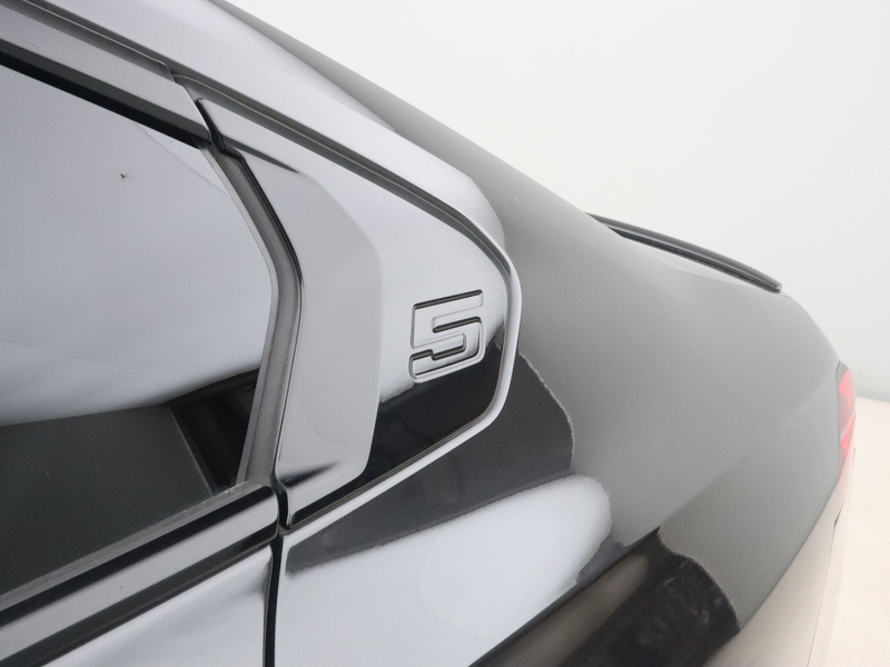 BMW 550 5 Serie 550e xDrive — photo 11