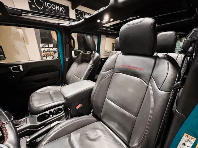 Jeep Wrangler view 15