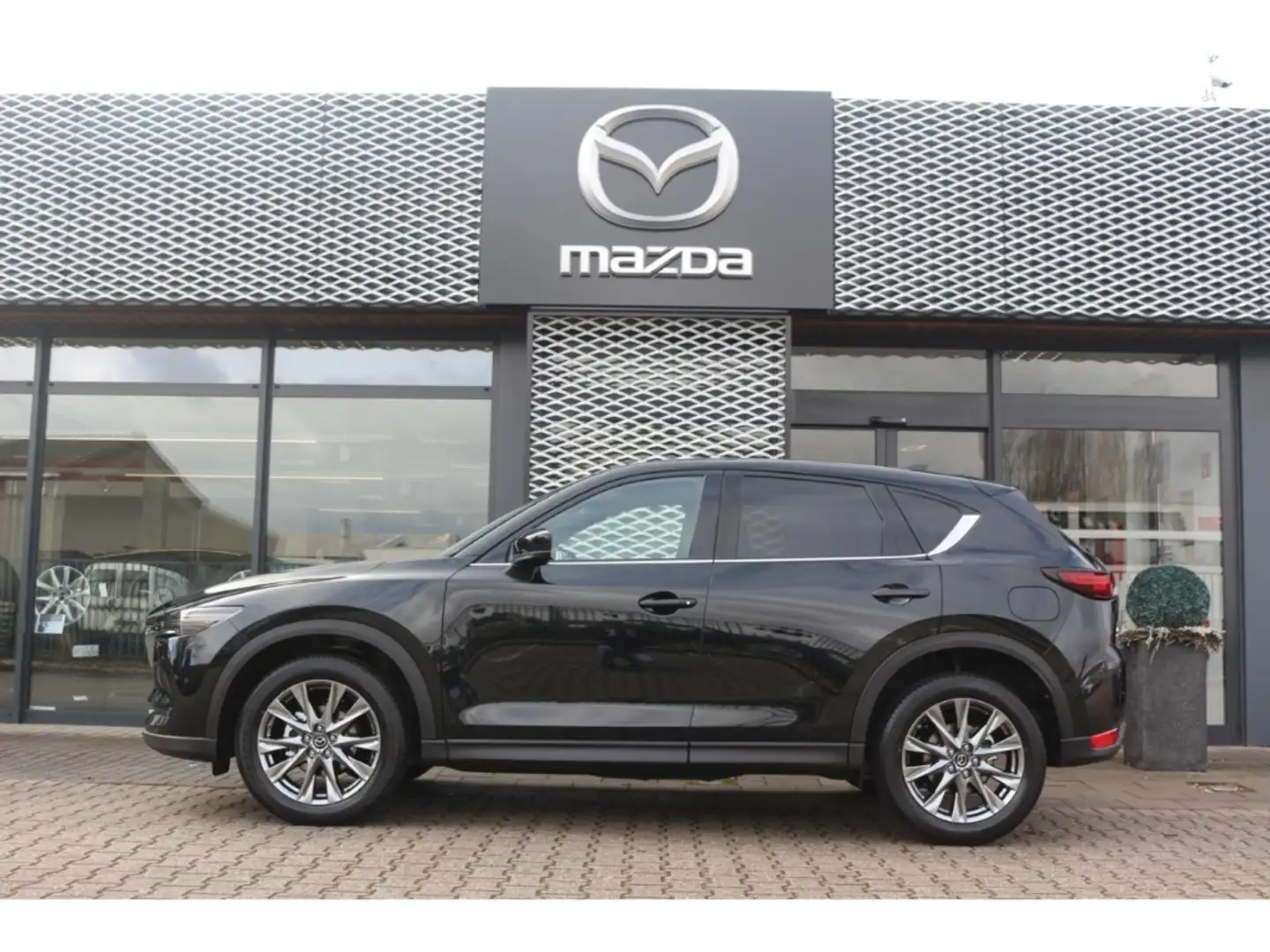 Mazda CX-5 SKYACTIV+ADVANTAGE+SHZ+KAMERA+NAV+8FACH Schwarz - 2