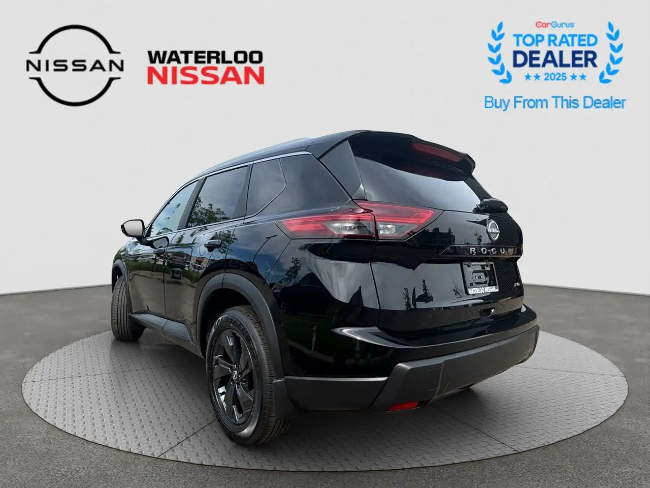 Nissan Rogue fotografie Nissan Rogue