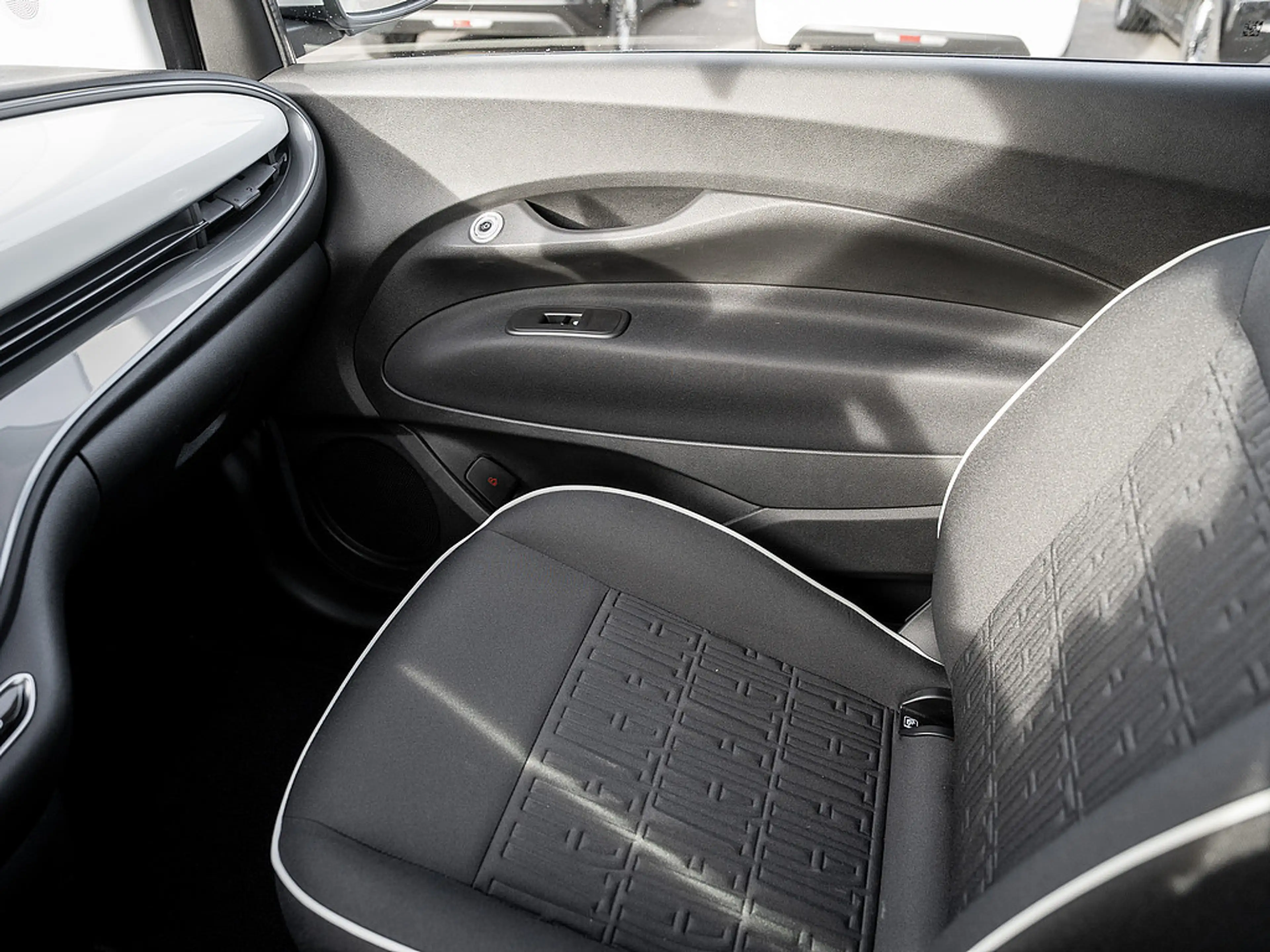 Fiat 500e Base 42kWh - CarPlay, Klimaautomatik, uv — photo 11