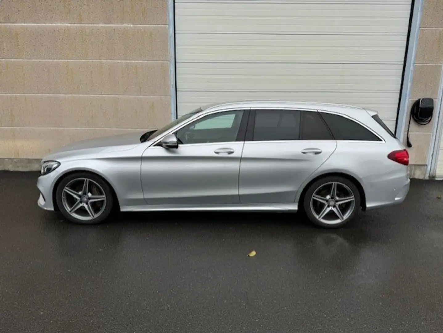 Mercedes-Benz C 180 d AMG - LEDER - LED - PTS - NAVI Zilver - 2