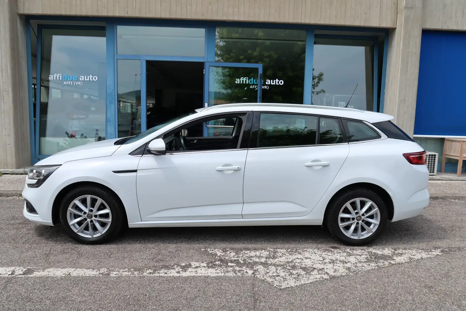 Renault Megane Sporter dCi 8V Energy Business Bianco - 2