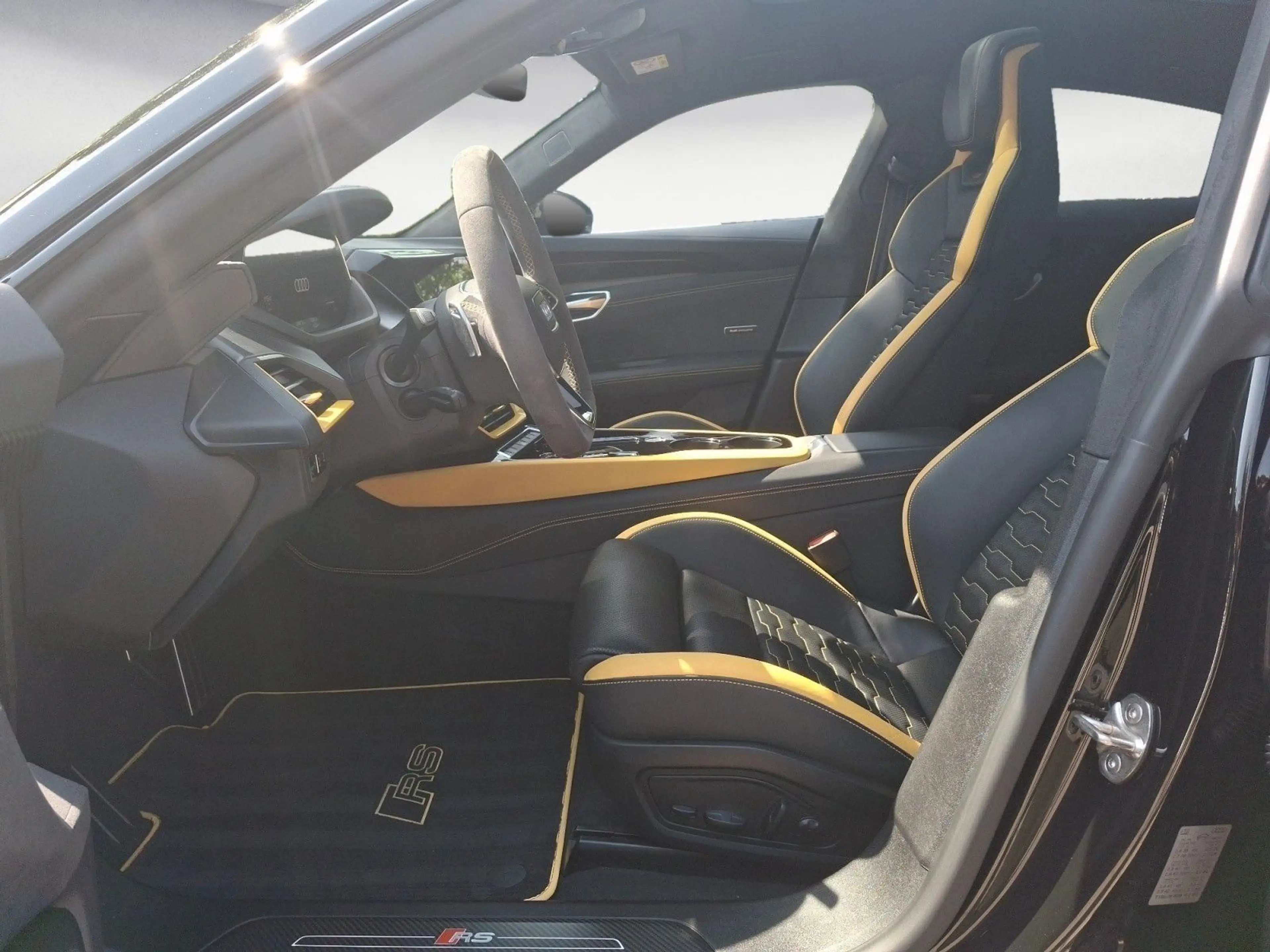 Audi RS e-tron GT 440 kW — photo 9