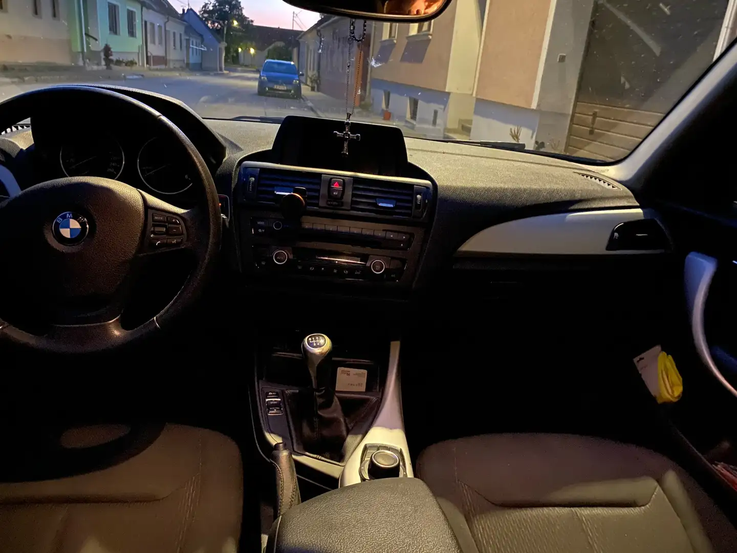 BMW 116 116d Österreich-Paket - 2