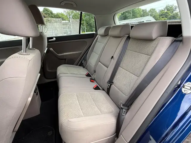 Volkswagen Golf Plus view 15