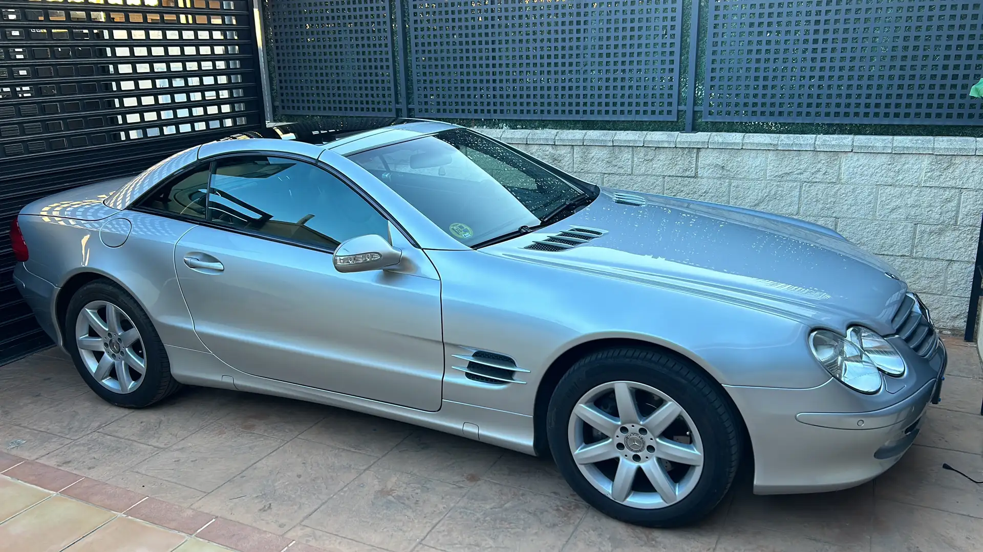 Mercedes-Benz SL 500 Aut. Gris - 2