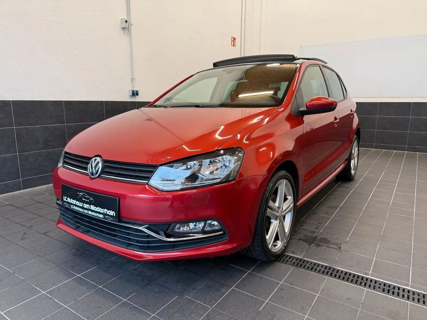 Volkswagen Polo V Highline|ALCANTARA|PANO|1.HAND|TOP|TSI| Rot - 1