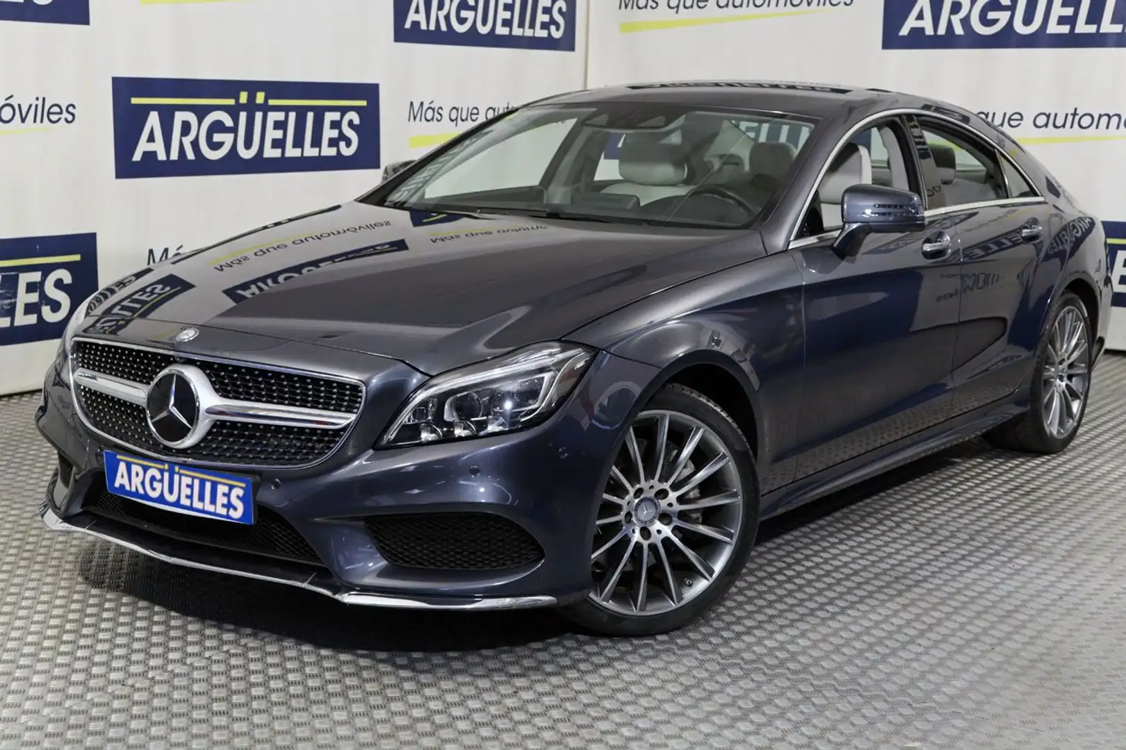 Mercedes-Benz CLS 400 AMG Line 333cv Gris - 1
