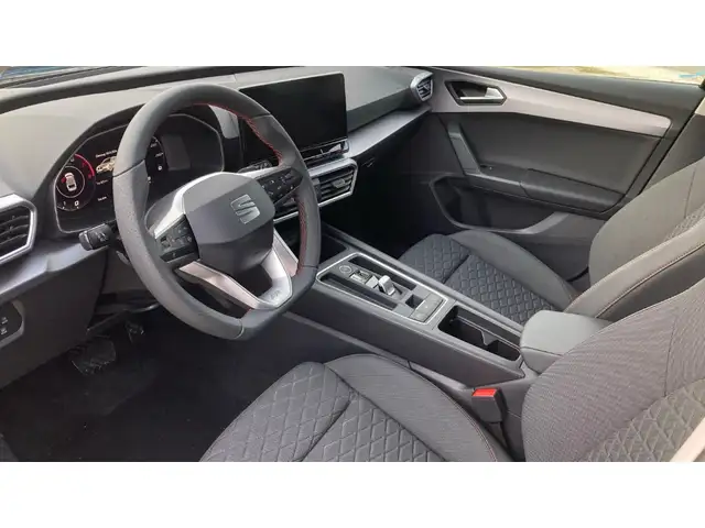 Seat Leon Leon view 9