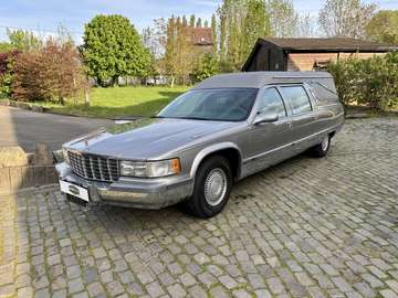 Corbillard V8 5.7 car pass Belge 80000 km